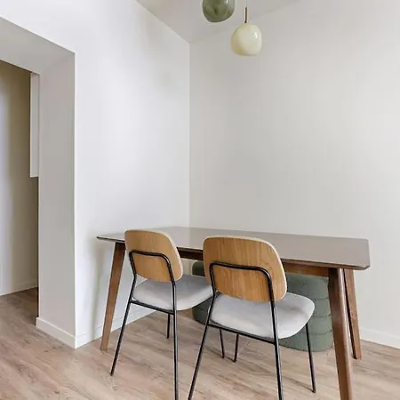 Alesia/remy Dumoncel : Charming 1br-4p Apartment *