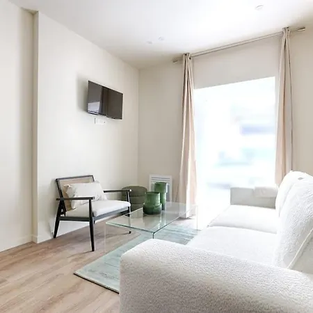 Alesia/remy Dumoncel : Charming 1br-4p