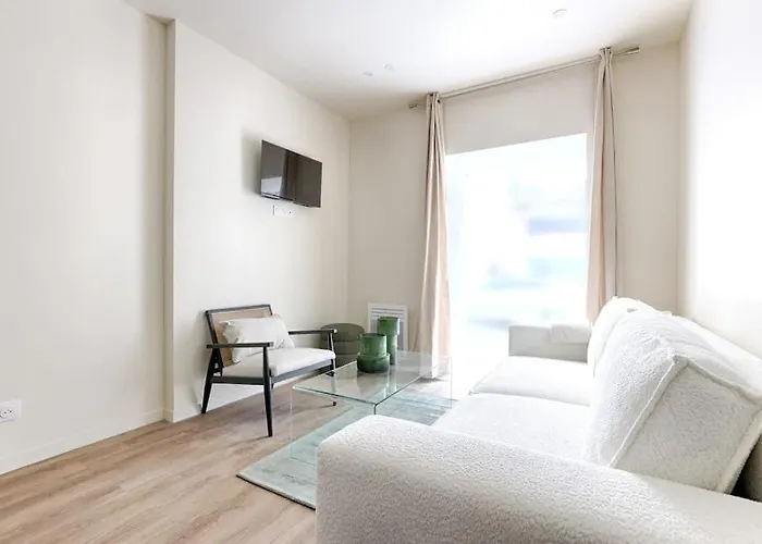 Alesia/remy Dumoncel : Charming 1br-4p